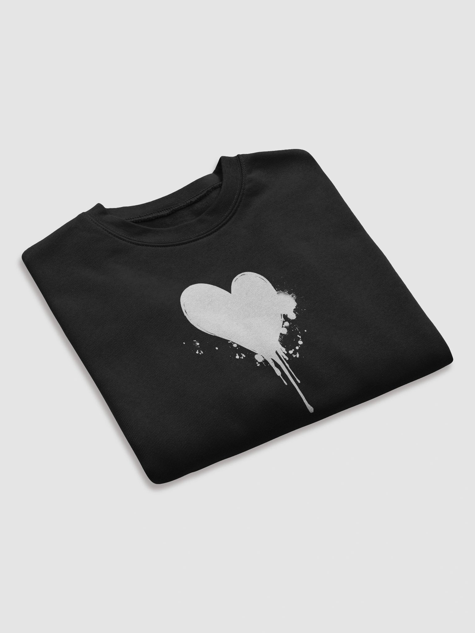 Bleeding Heart Cropped Sweatshirt - BLACK product image (6)