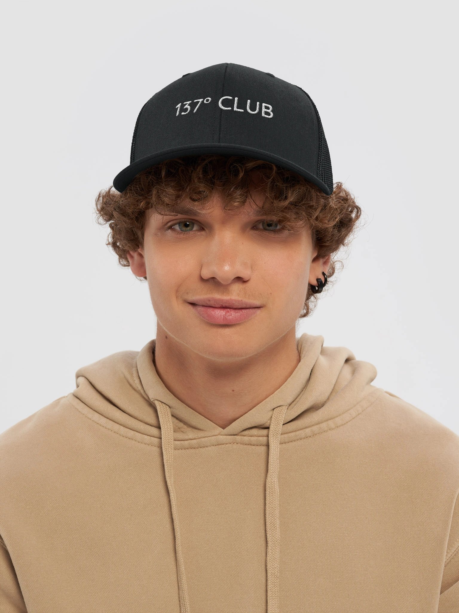 Black “137° Club” Trucker Cap product image (41)