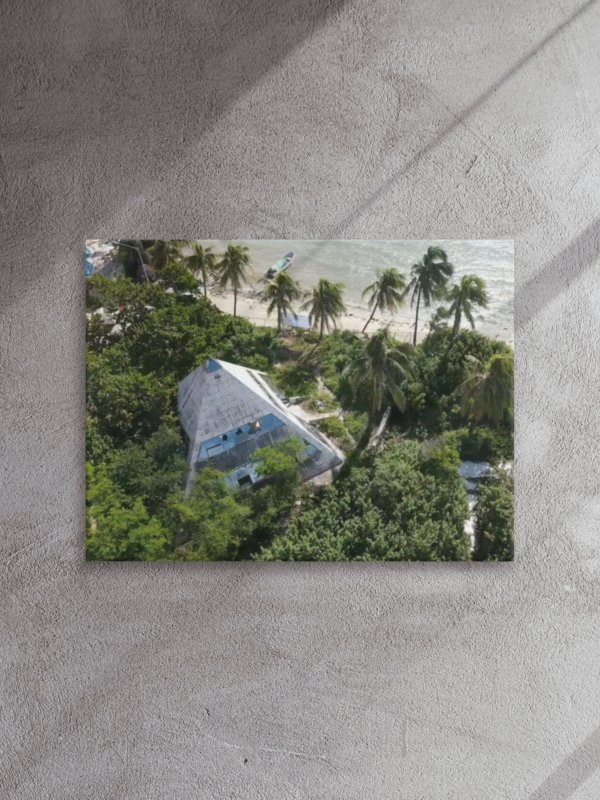 Lost in Paradise – The Mysterious Pyramid product image (4)