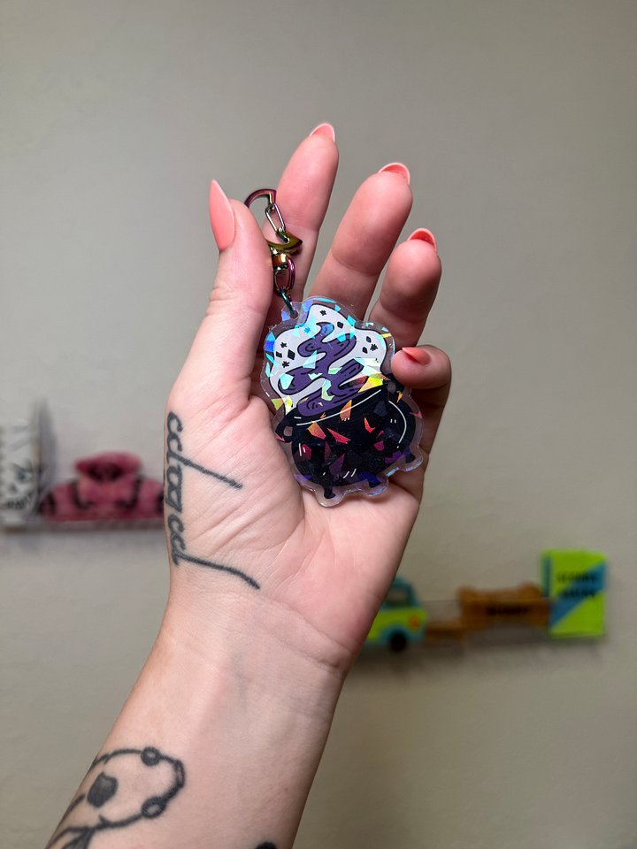 Caldron Keychain product image (2)