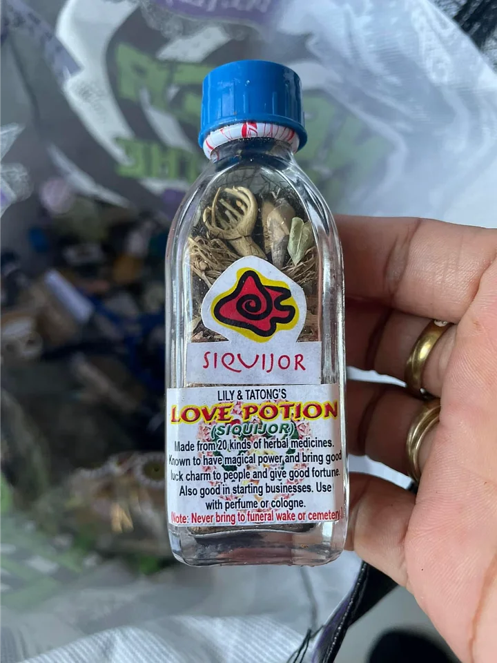 Siquijour Love Potion (Gayuma) Lily & Tatongs product image (1)