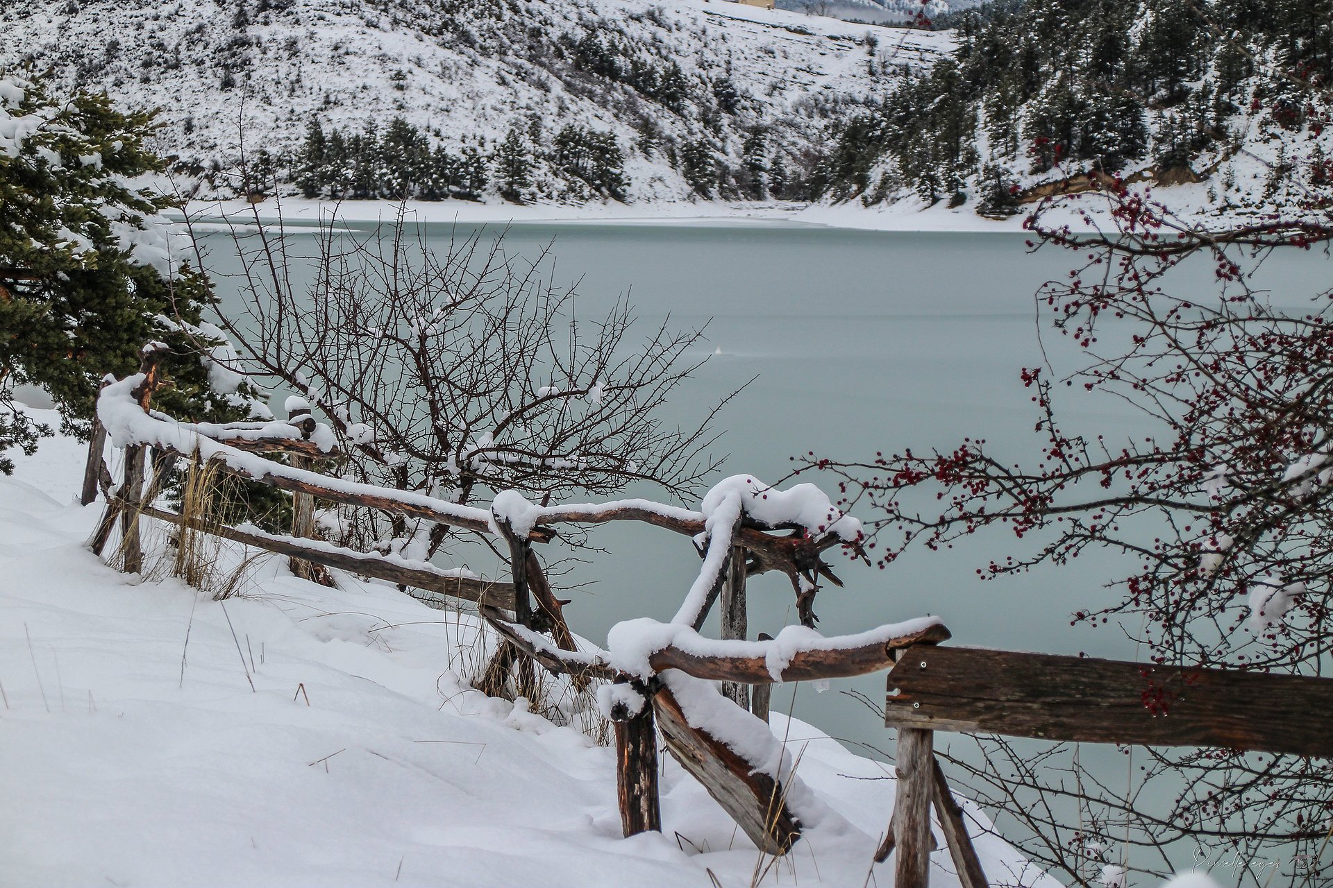 Fine Art - Lac de Castillon in Winter product image (1)