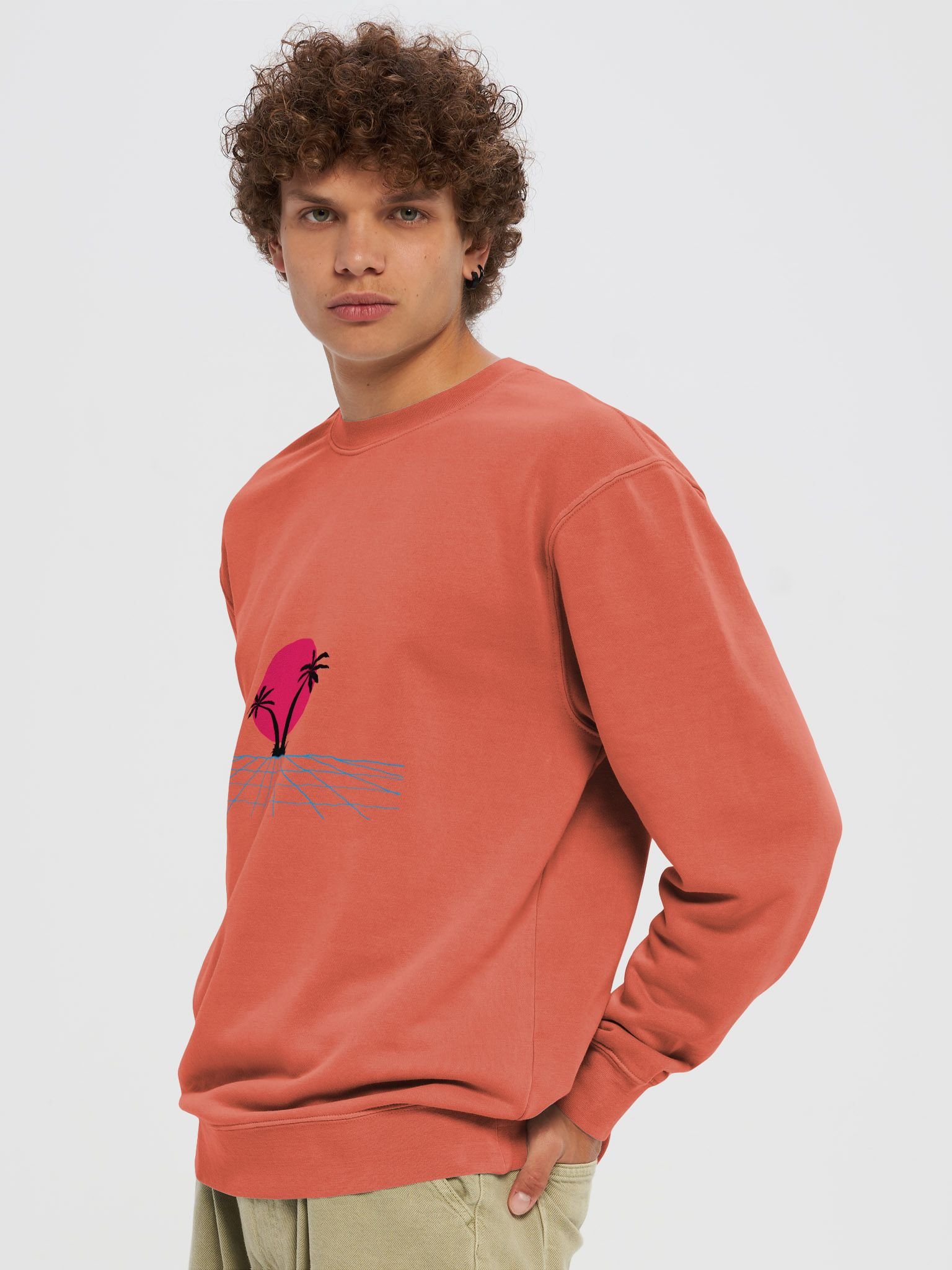 Retro Synthwave Sunset Sweatshirt product image (5)