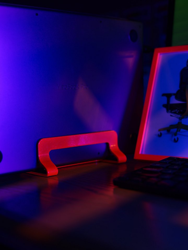 Dazzling Pink Laptop Holder product image (1)