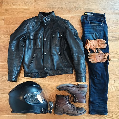 the simplicity of a @belstaff brooklands, paired with @resurgencegear_world selvedge raw AAA rated denim, @redwing iron range...