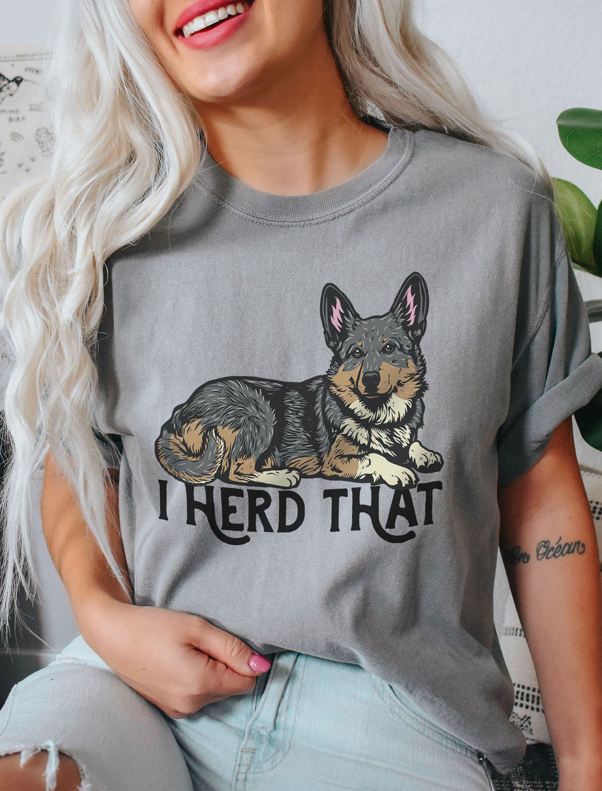 I Herd That T-Shirt Swedish Vallhund | Funny Shirt for Herding Dog Owners product image (2)