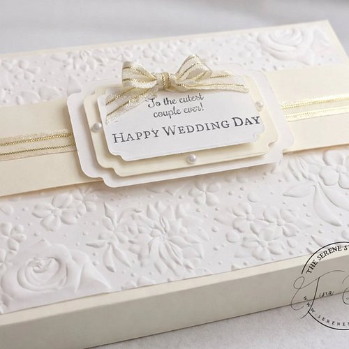 I’ve had so many lovely messages about this little box, and I wanted to share a few more variations here.

It’s one of those ...