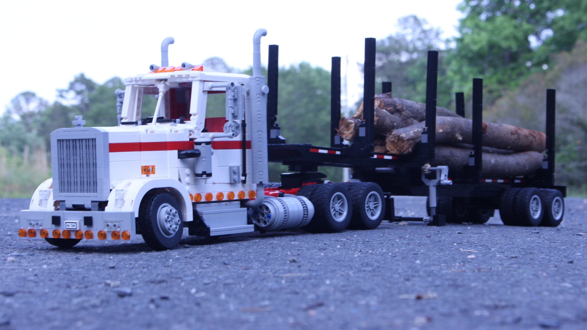 T-Series Log Trailer MOC Instructions product image (3)