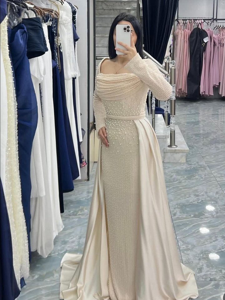Luxury Dress product image (1)