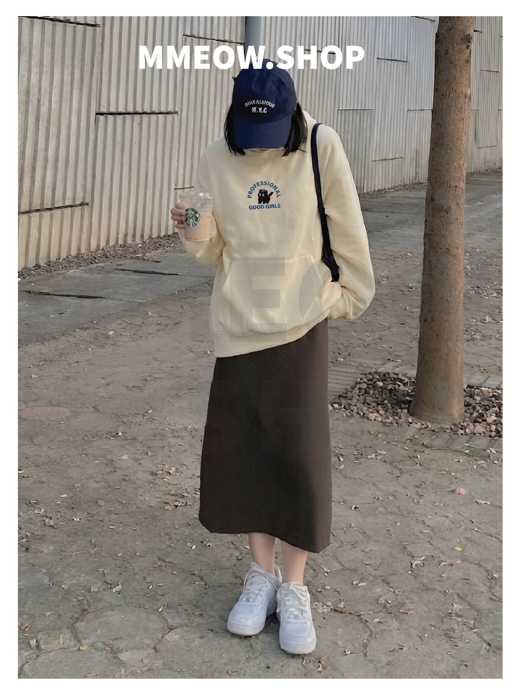 PROFESSIONAL GOOD GIRLS HOODIE product image (70)