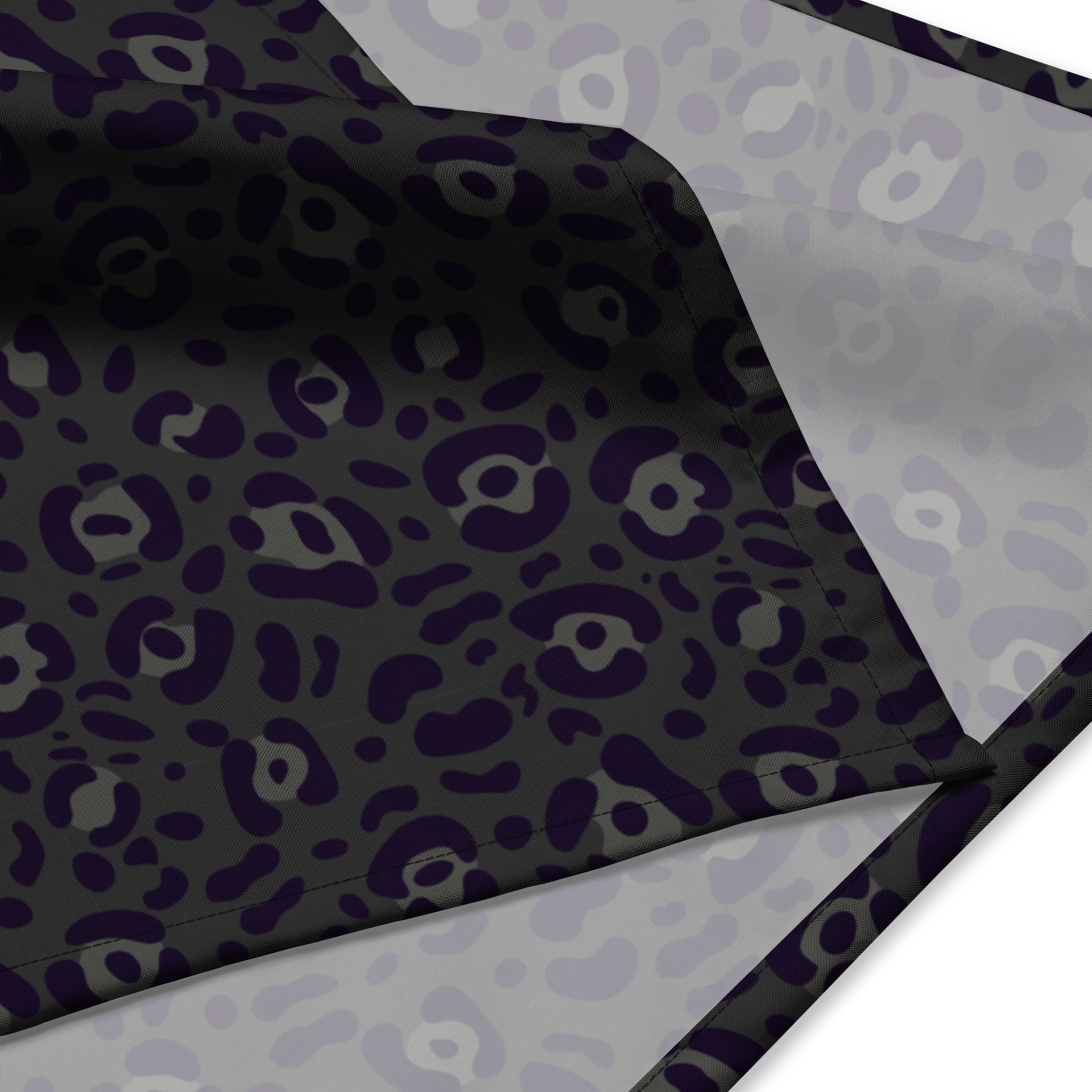 Comfortable Bandana with Bold Black Leopard Print product image (2)