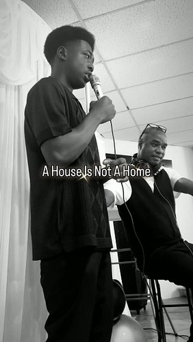 A House is Not A Home 🎤

DM @713waz  for booking 

#cadenceistrending #cadencewanza #trending #wanza