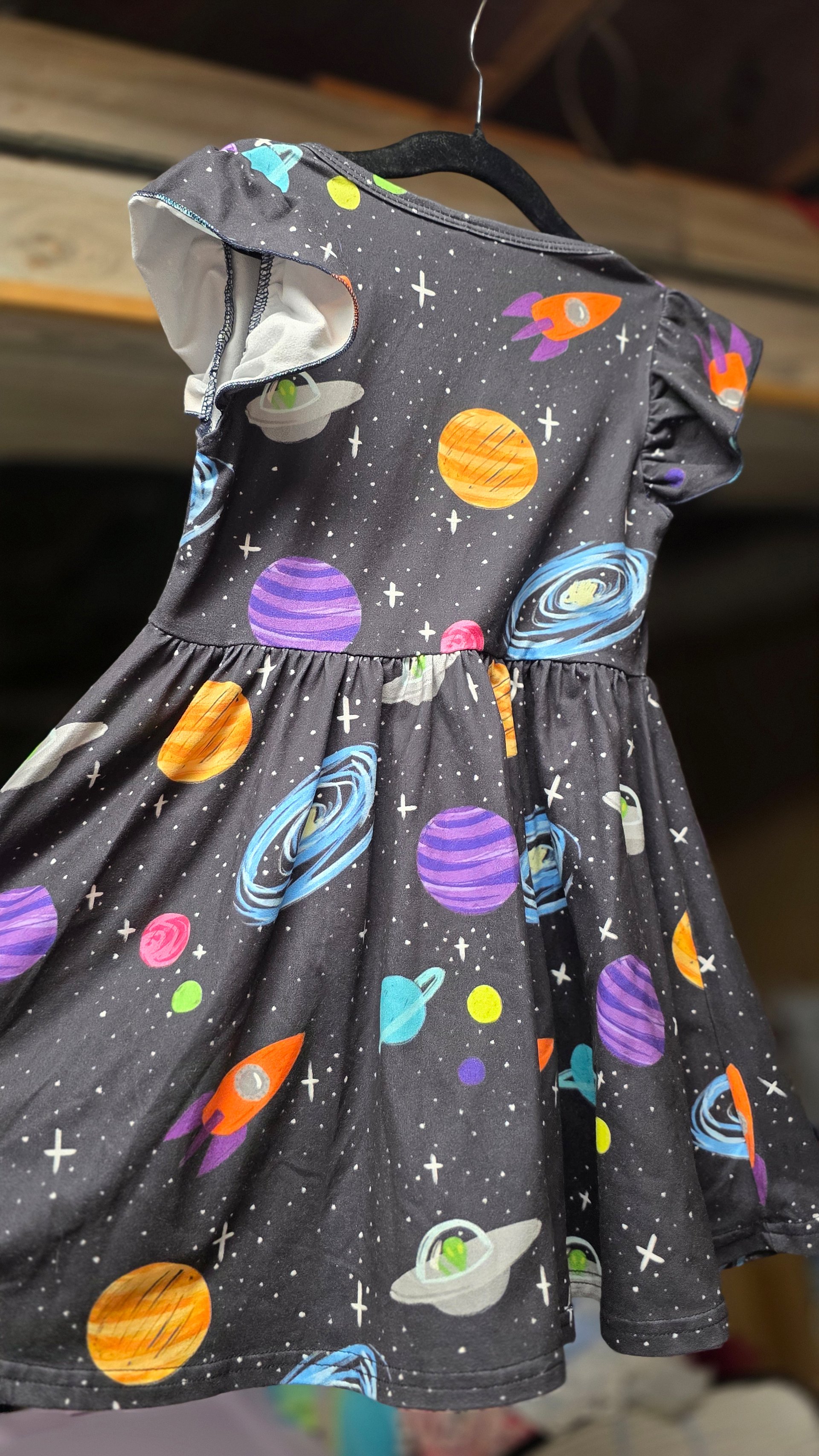UNKNOWN - Size L (4) - GENTLY USED - Space kid dress product image (4)