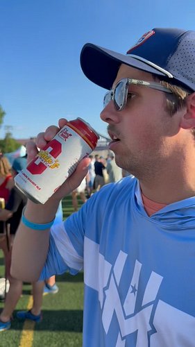 If you haven't been to a @mnwindchill game, this is your sign to do it and get a @captainspatch while you watch this team put...