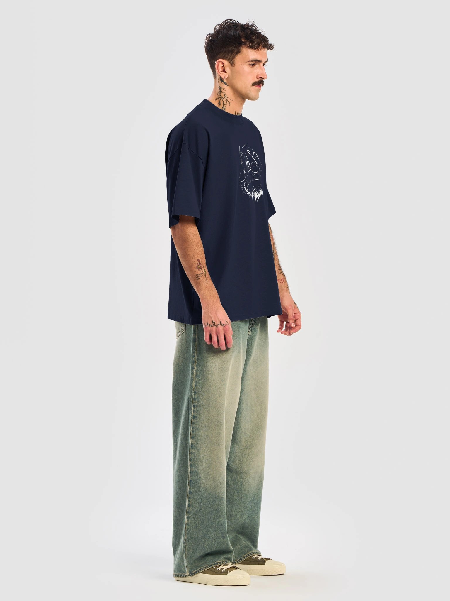 ROOM BOXY TEE product image (15)