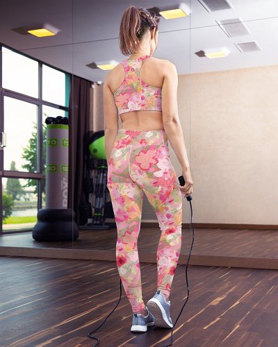 🌸 Spring into Motion 🌸

Fresh blooms, fierce moves — our floral leggings are your perfect spring workout vibe! Lightweight, s...