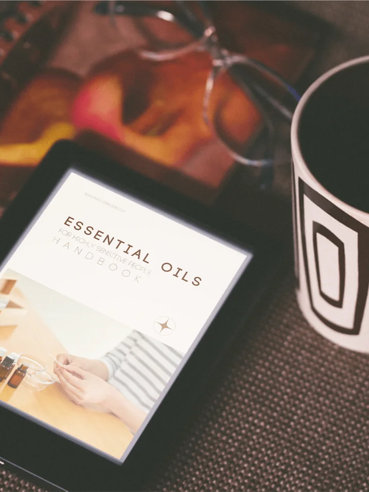 Essential Oils Handbook for Highly Sensitive People product image (1)