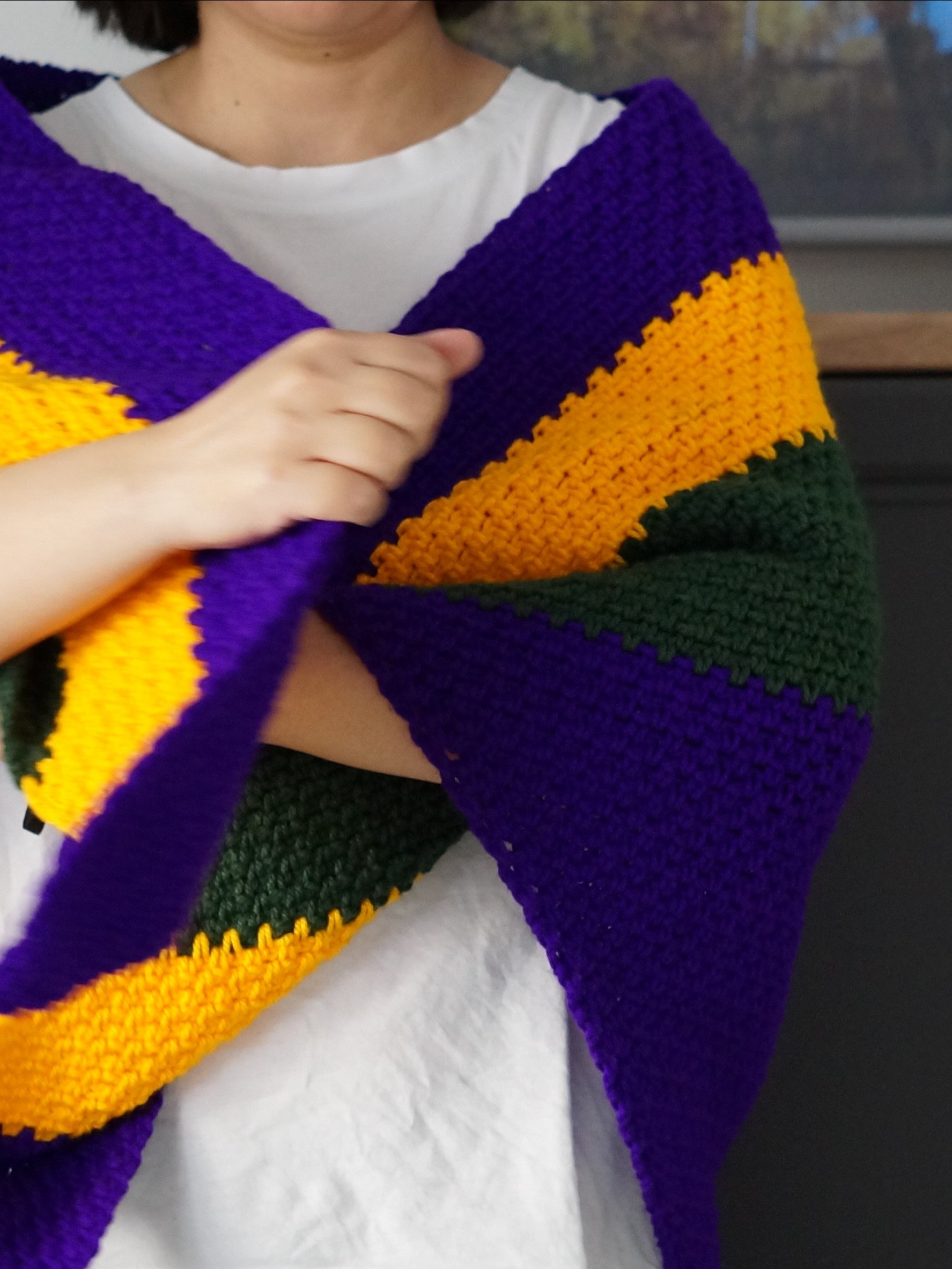 Moss stitch shawl crochet pattern product image (1)