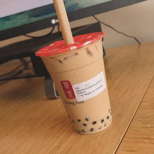 Treating Instagram like it's 2010 again... #boba #bubbletea #sweettreat #summer