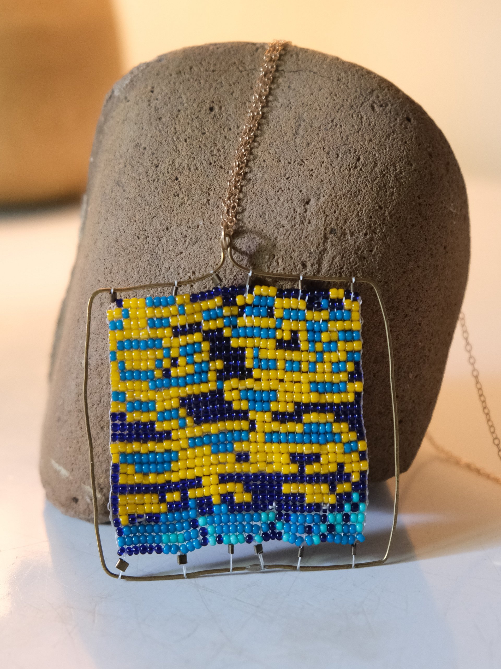BEAD WEAVE PENDANT product image (1)