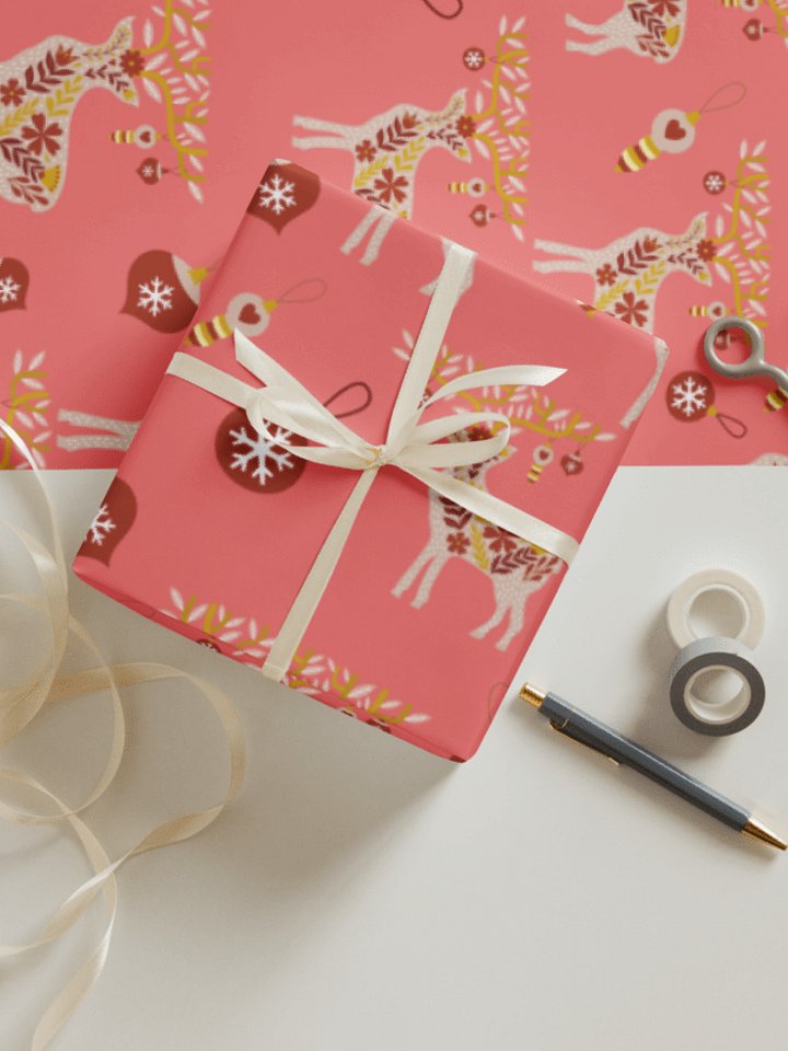 Reindeer& Ornament Wrapping Paper - Red product image (1)