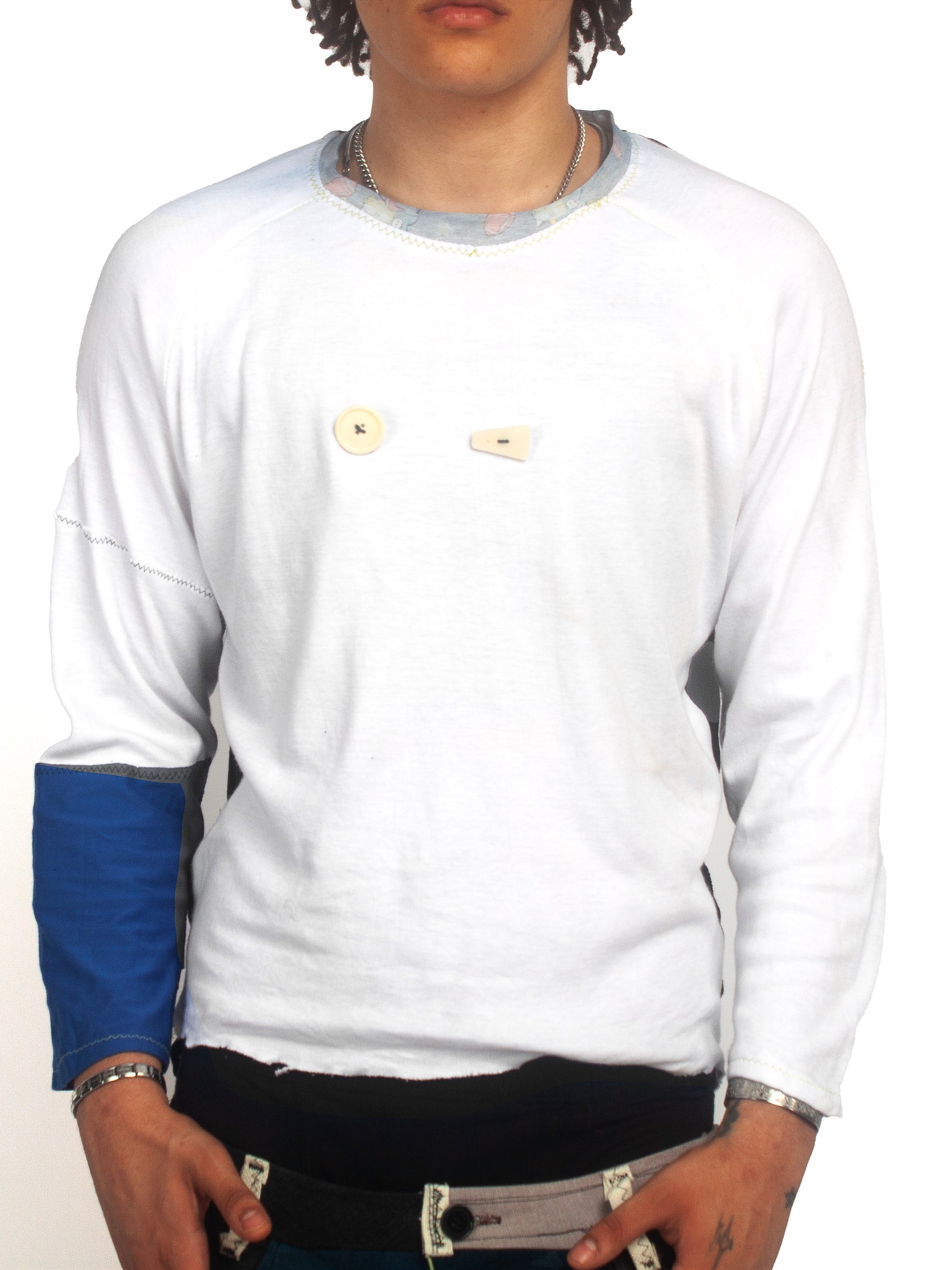 RAGLAN LONG SLEEVE TEE - 2 BUTTON - W/B product image (1)