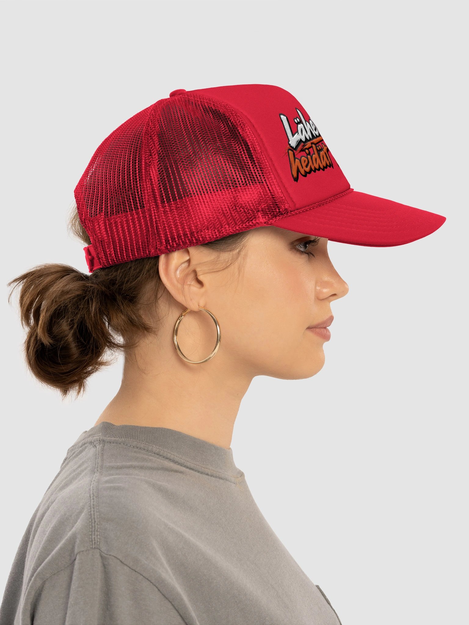 Lähettäkää Heidät Takaisin - Embroidattu Trucker Hat product image (8)