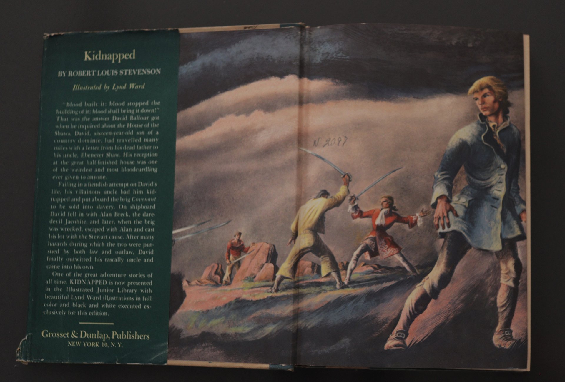 طبعة خاصة ملونة من رواية "المختطف" ( انكليزي ) 1948 product image (2)