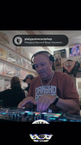 Another clip from my instore performance at @platypusrecordshop in Amsterdam, where I showcased how I mixed my mix album The ...