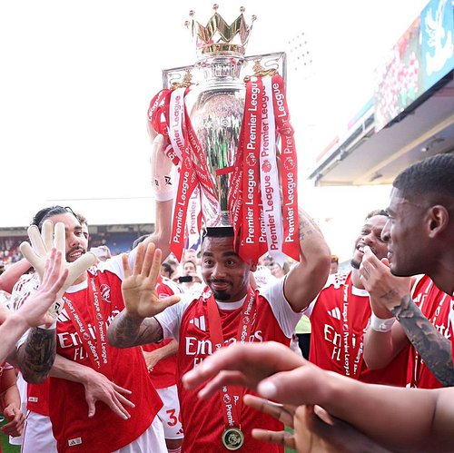 Gabriel Jesus. 🏆✋

🏆 2017/18
🏆 2018/19
🏆 2020/21
🏆 2021/22
🆕🏆 2025/26