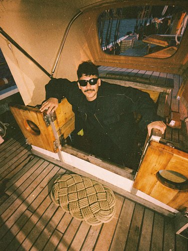 Yawning somewhere in the Bay of Islands 💤🗺️⛵️