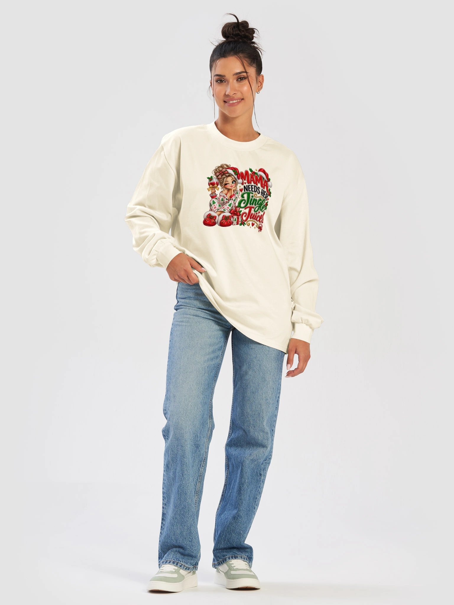 Mama Needs Her Jingle Juice – Christmas Long Sleeve Tee product image (5)