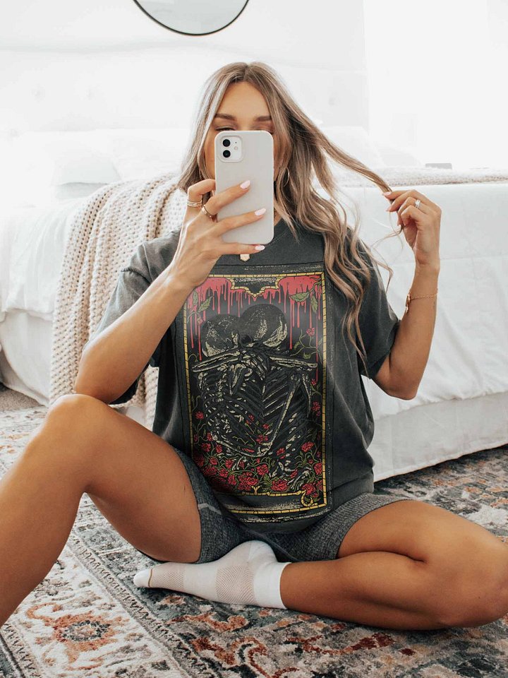 Skeleton Lovers Tarot Shirt – Gothic Romance Skull Couple Graphic Tee with Roses product image (2)