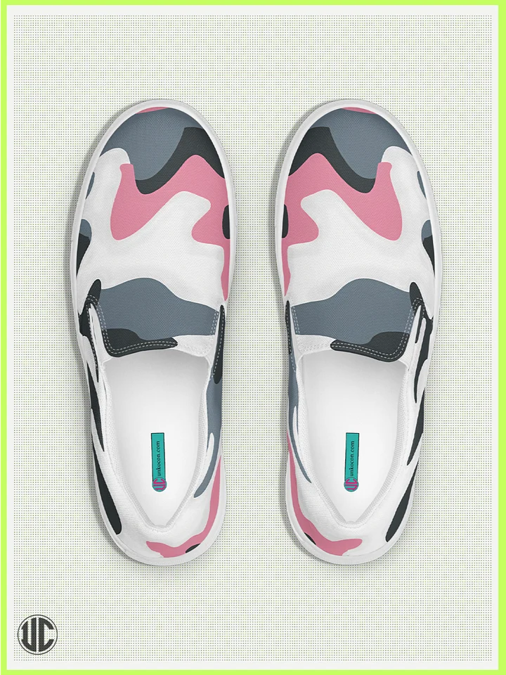 UnkoCon – Bubblegum Pink Urban Camo Women’s Slip-On Shoes product image (1)