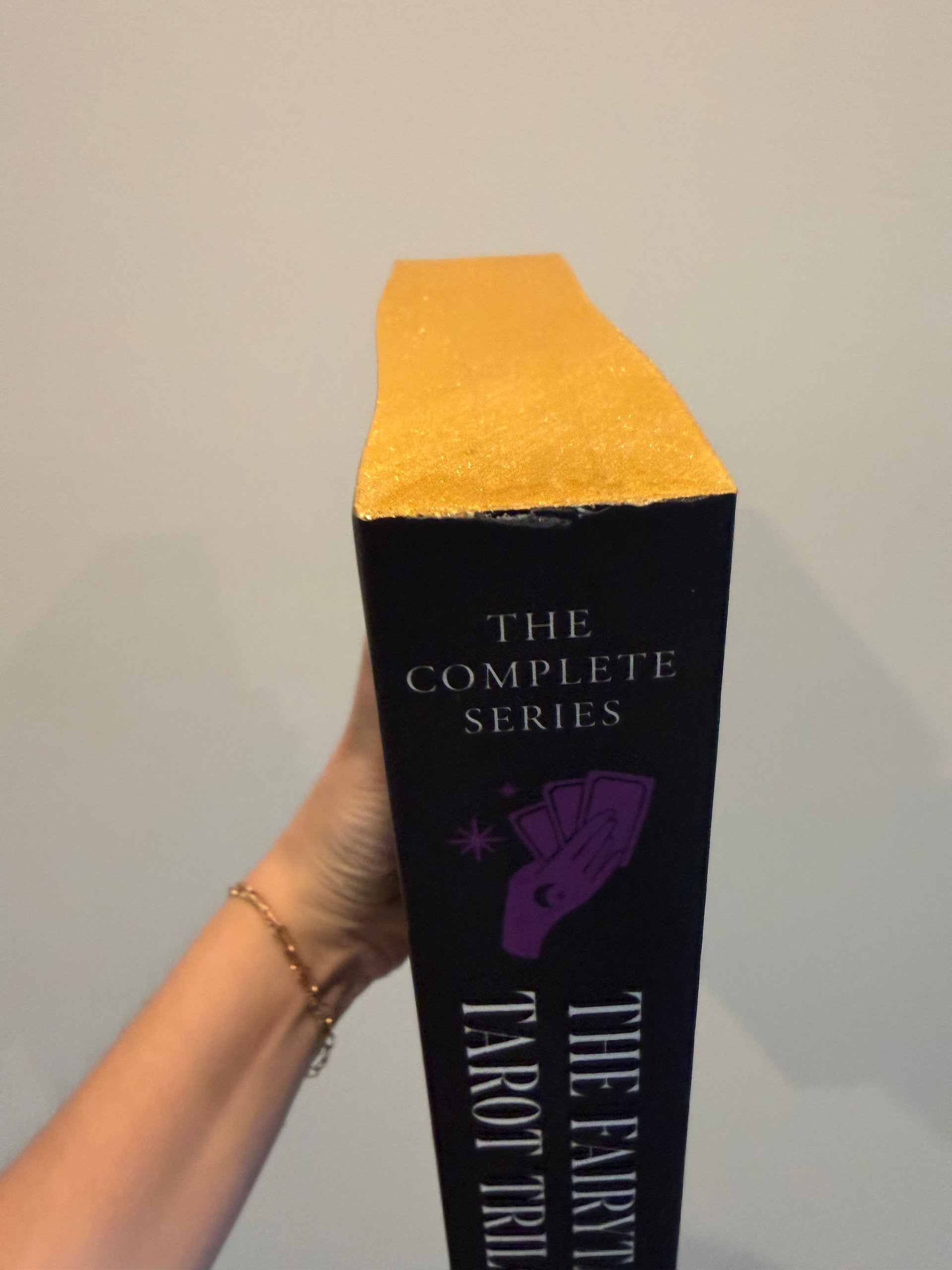 Scratch/Dent: Fairytale Tarot Paperback Omnibus-SPRAYED EDGE product image (5)