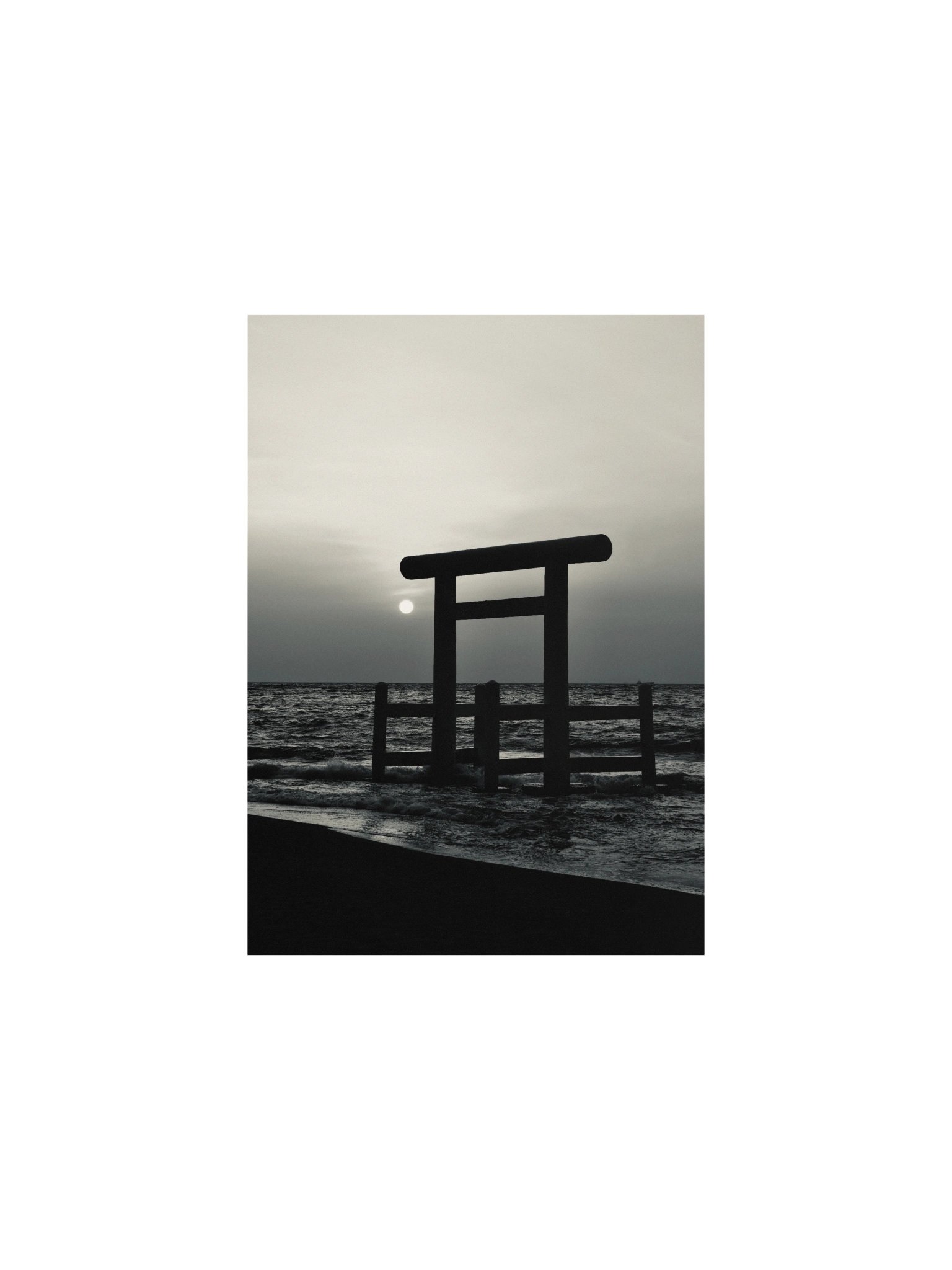 Sakurai Futamigaura Torii Gate in the Sea – (Print Only) product image (1)