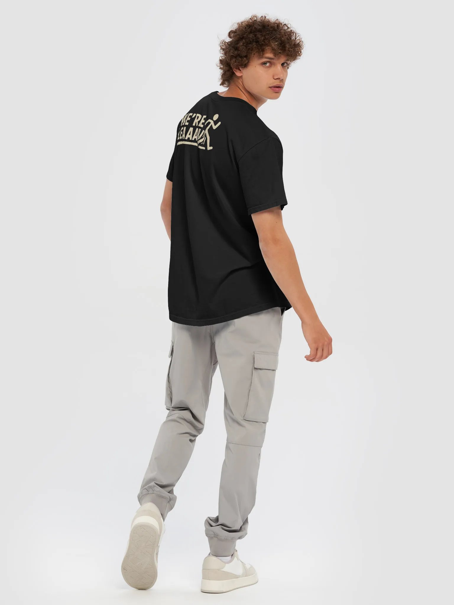 We're leaaavin! - T-shirt product image (3)