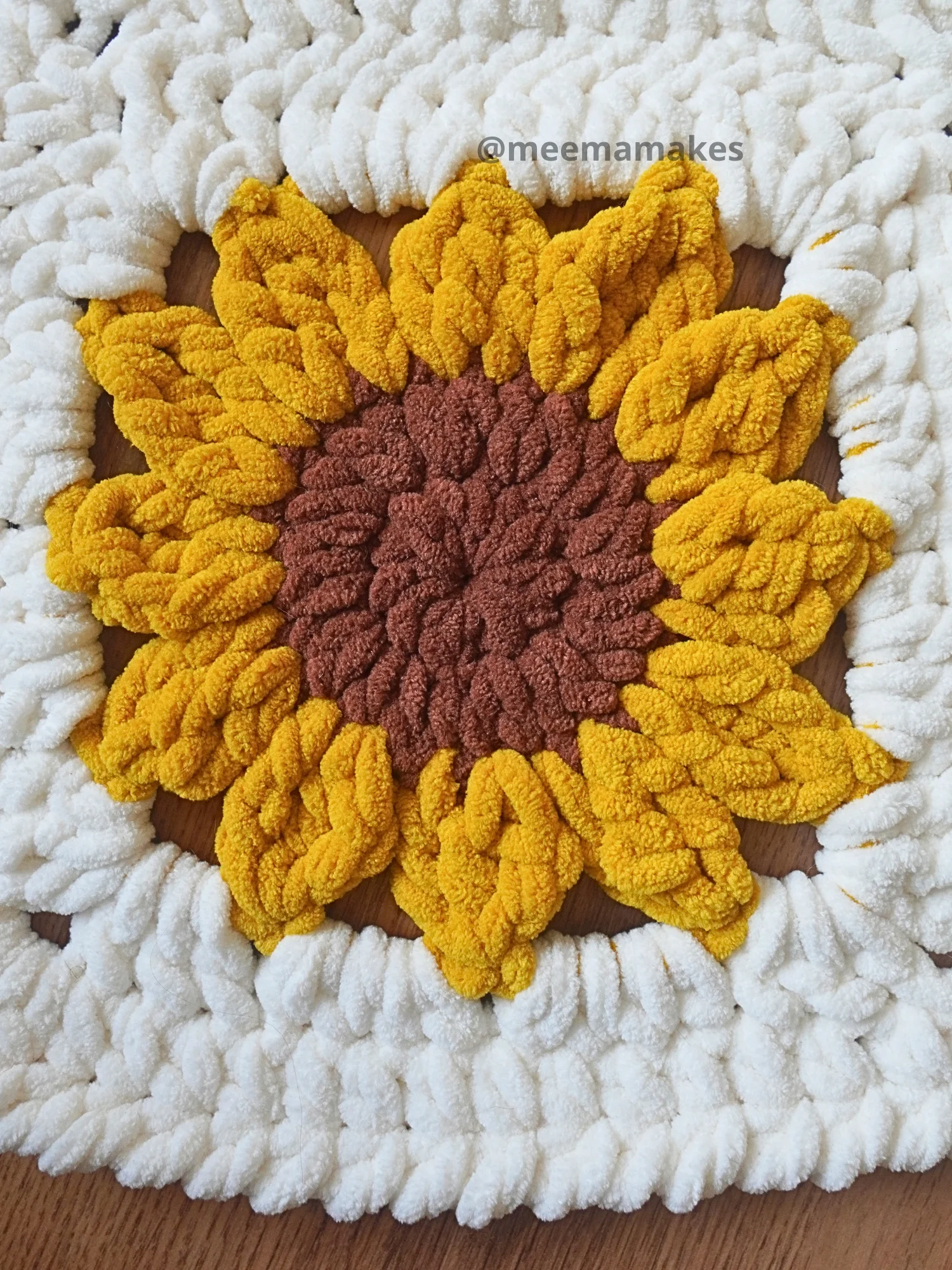 Sunflower Squish Blanket/Rug Pattern product image (3)