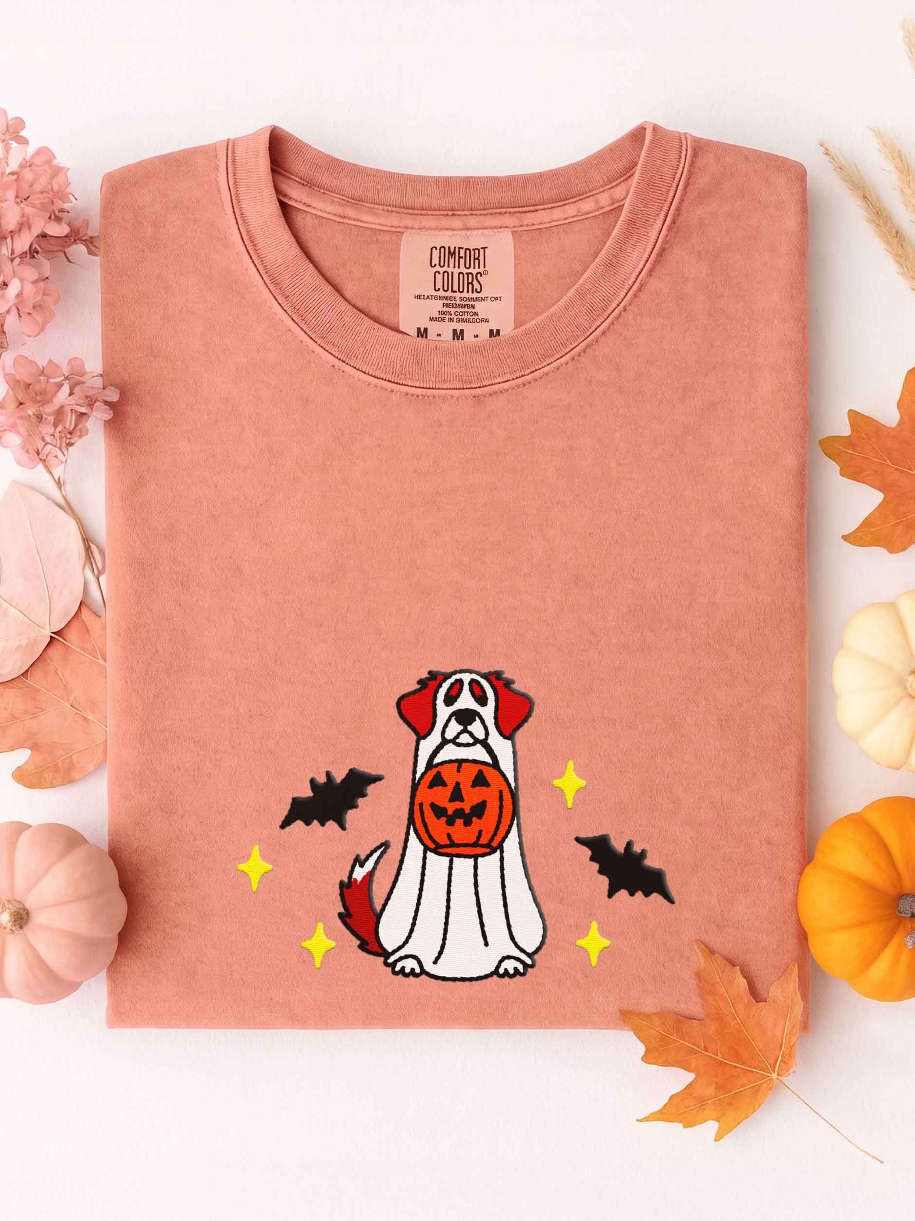 Halloween Nova Scotia Duck Tolling Retriever(Red Copper & White) Embroidered T-Shirt product image (1)