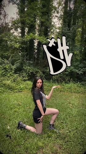 But anyways, find @shopdirtyhalo on fourthwall .com 
 
#dirtyhalo #ad #streetstyle #trending