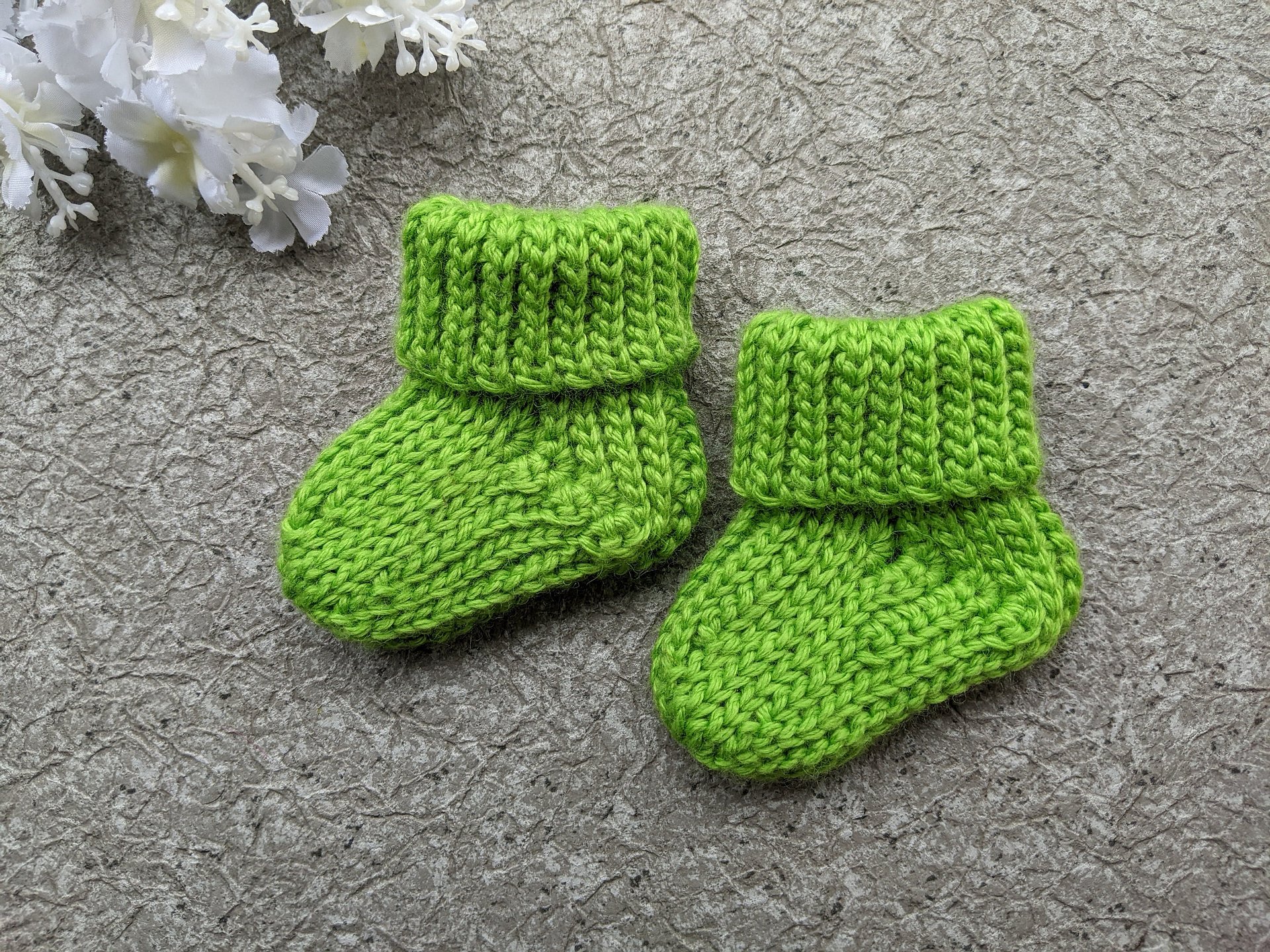 Newborn Baby Crochet Booties (Socks) Pattern product image (5)