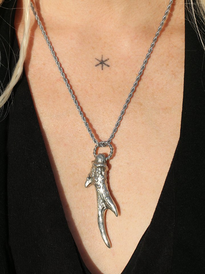 SALE Witch's Antler Necklace - White Bronze product image (2)