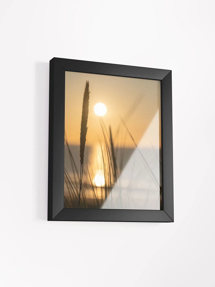 Close up sea view product image (2)