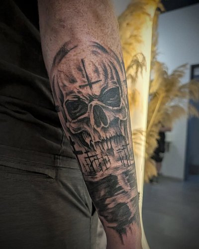 sLayEr / sKuLL oVeR gRaVeYArd

for my bro @jefferz16

#slayer #slayerband #rockmusic #rockmusictattoo