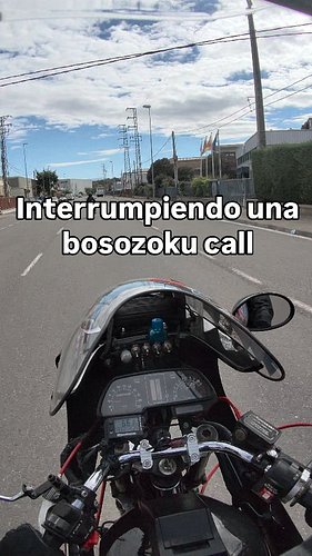 Necesito un momento a solas con mi moto 🤝

#bosozoku #humor #motos #jdm