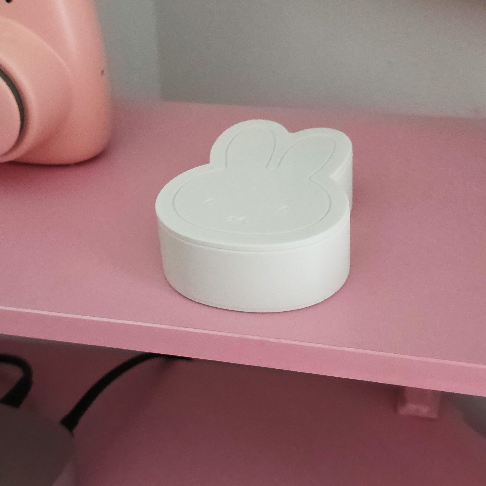 Holographic Bunny Trinket Box – Cute Desktop Storage & Jewelry Organizer product image (5)