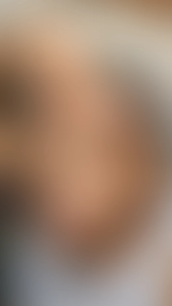Video thumbnail background