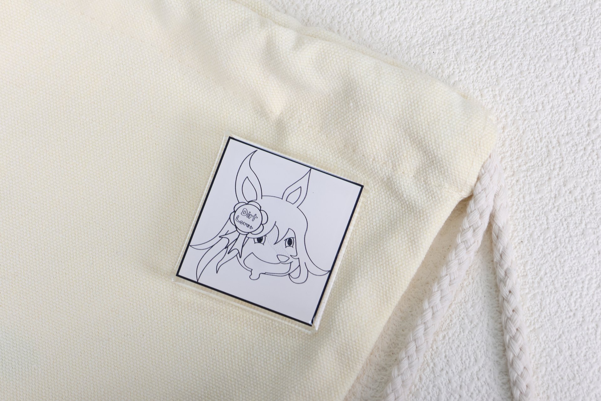 ★STARS★ Skadi Personal Doodle Art Pin product image (3)