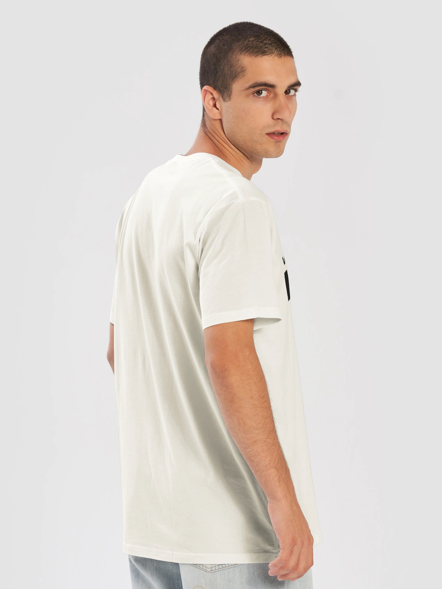 we love Kobin T product image (15)