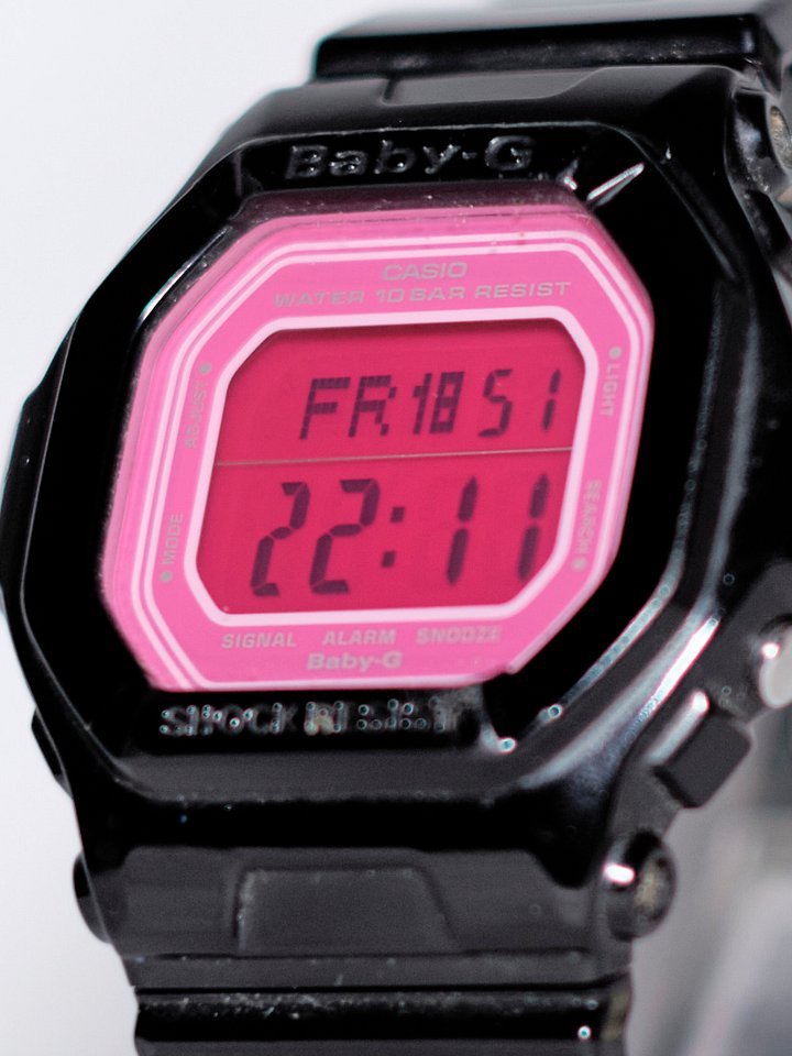 CASIO BG-5601 black pink Digital square basic Baby-G shock product image (2)